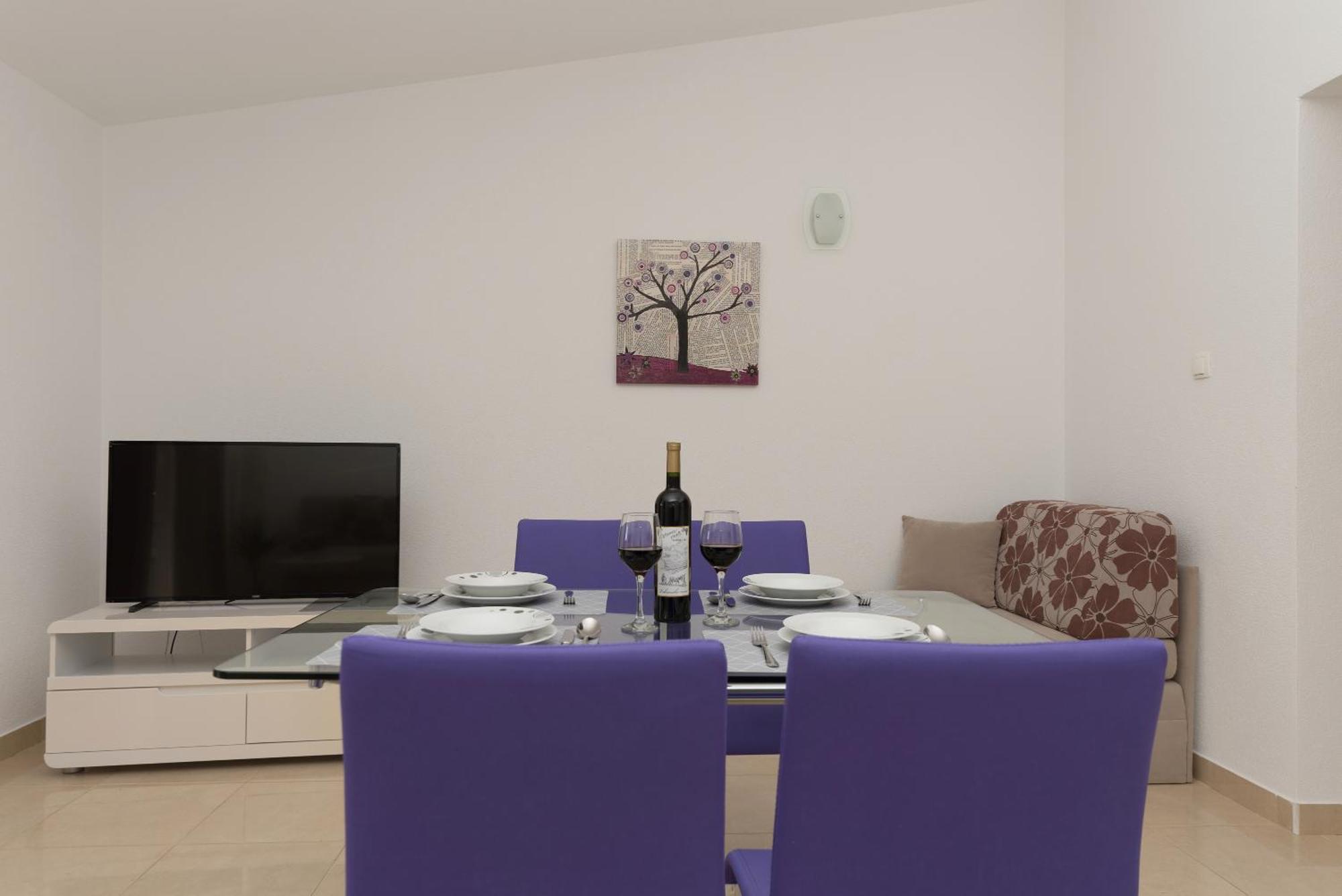 Apartments Nina M Башка-Вода Экстерьер фото
