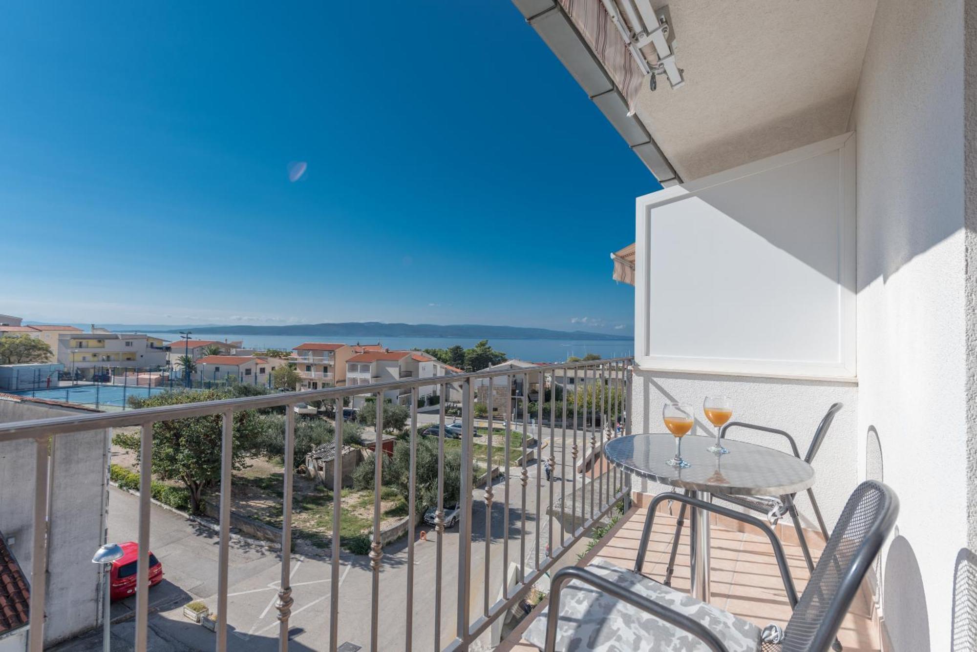 Apartments Nina M Башка-Вода Экстерьер фото