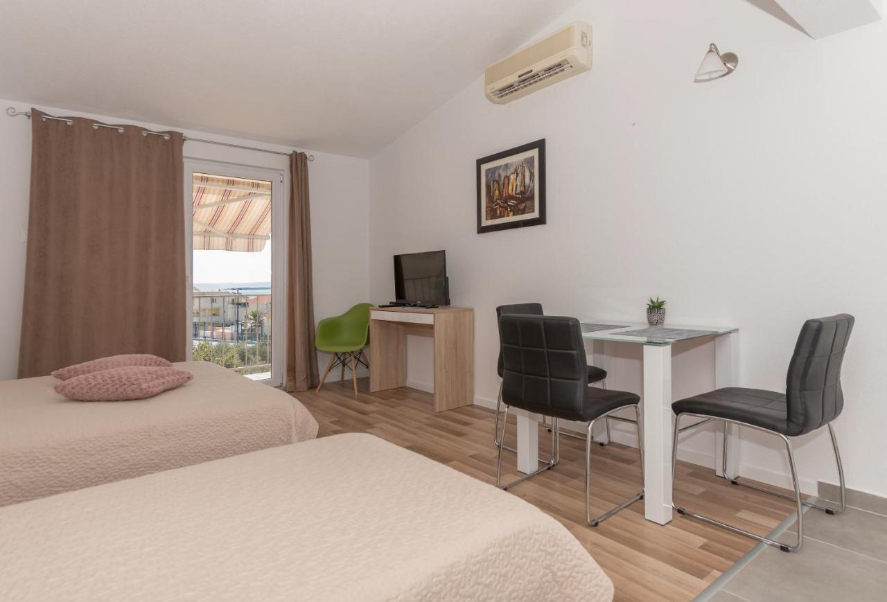 Apartments Nina M Башка-Вода Экстерьер фото